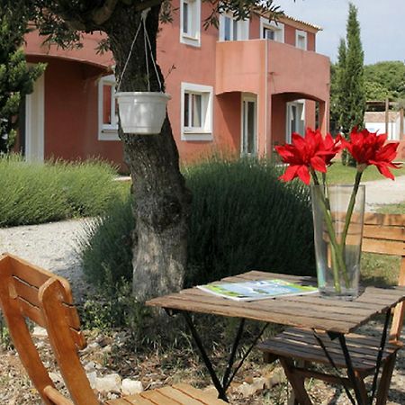 Domaine le Milos Appart'Hotel Castries Exterior foto